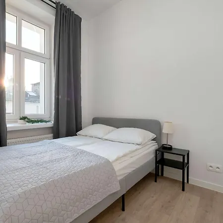 Modern Near Center By Renters * Lodz (Lodz)