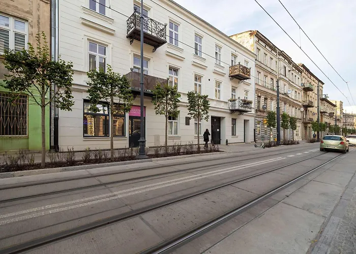 Modern Near Center By Renters * Λοτζ